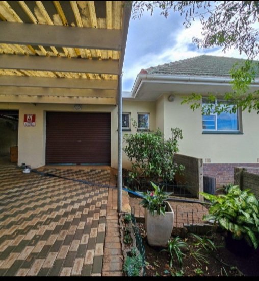 3 Bedroom Property for Sale in Berea Eastern Cape